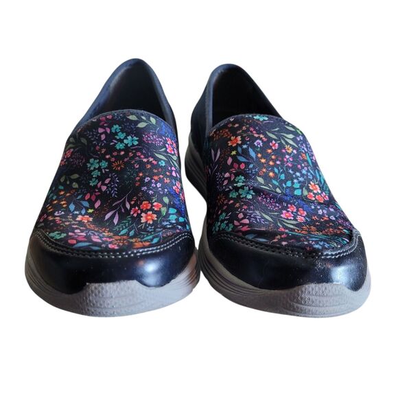 Bzees Floral Print Slip On Shoes Women's Size 7.5 Navy Colorful Comfort Nature - Picture 4 of 8